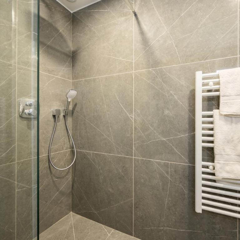Superbe studio entièrement rénové - 50m croisette - Apartamento de 1 dormitorio - 20