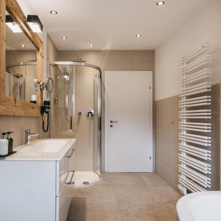 VAYA Post Saalbach - Penthouse-Suite II mit 2 Schlafzimmern - 4