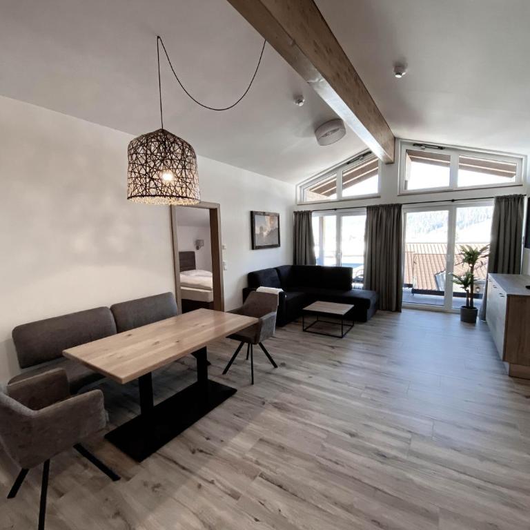 Appartement Tauernblick Radstadt - Two-Bedroom Apartment - 9