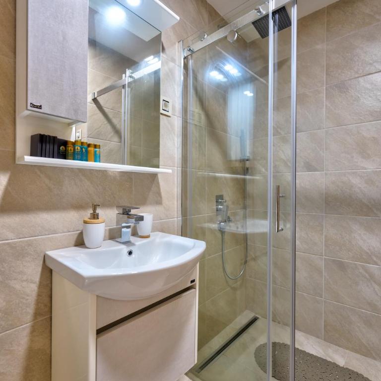 Zlatiborski sjaj - Apartman sa 1 Spavaćom Sobom - 47