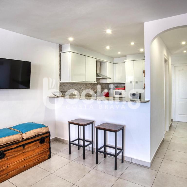 Begonias Apartament per 4 persones amb gran terrassa chill out a 10 minuts de la platja - Apartamento de 2 dormitorios - 17