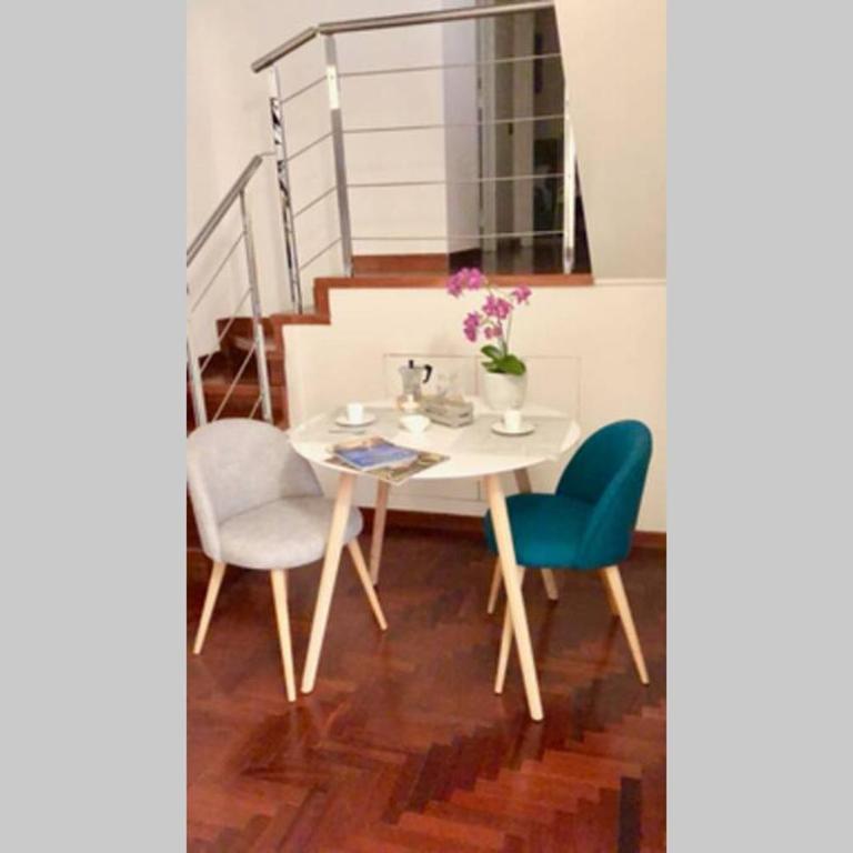 Chiara's place at Pantheon - your apt in Rome - Two-Bedroom Apartment - 4