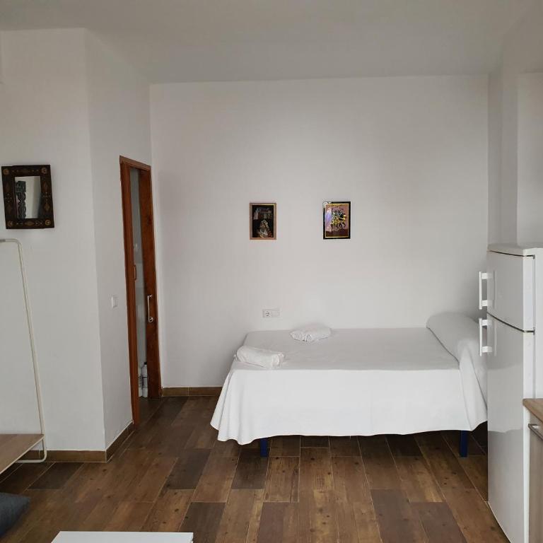 Pensión Riad Mediterraneo - Estudio Familiar - 3