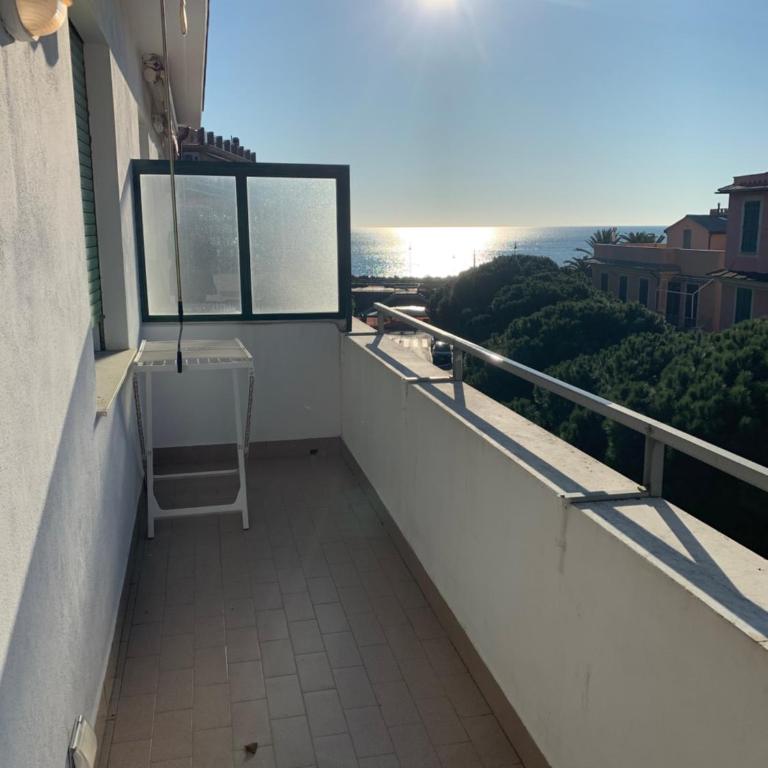 Casa Bianca 6 - confortevole in centro a Moneglia - Appartamento con 2 Camere da Letto - 1