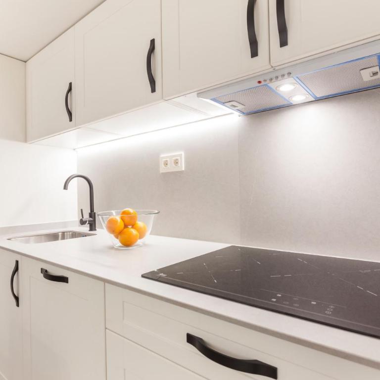 Patio en Madrid - One-Bedroom Apartment IV - 7