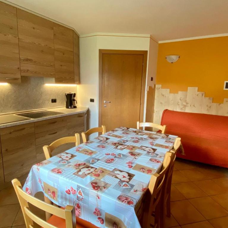 Chalet SUNFLOWER Appartamenti - Appartamento con Vista Giardino - 5