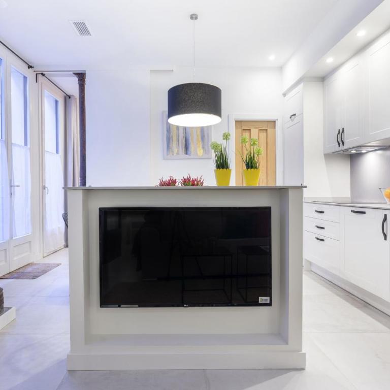 Patio en Madrid - Two-Bedroom Apartment II - 4