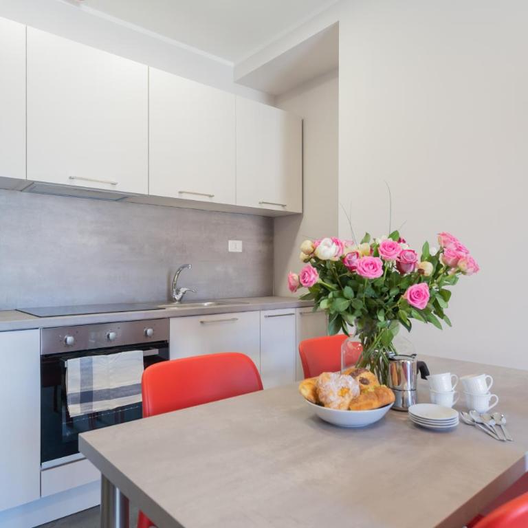 Sant'Agostino Apartments by Rent All Como - One-Bedroom Apartment - 28
