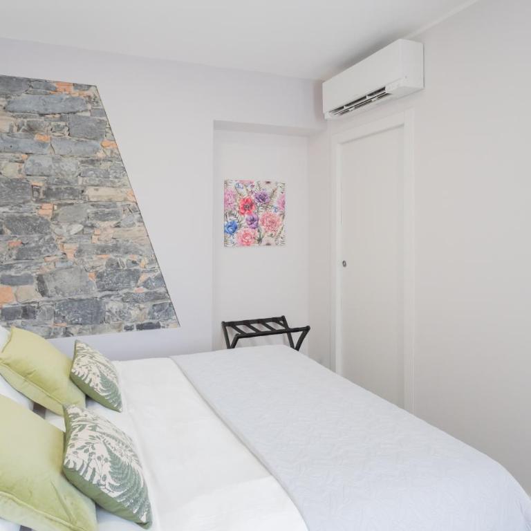Sant'Agostino Apartments by Rent All Como - One-Bedroom Apartment - 10
