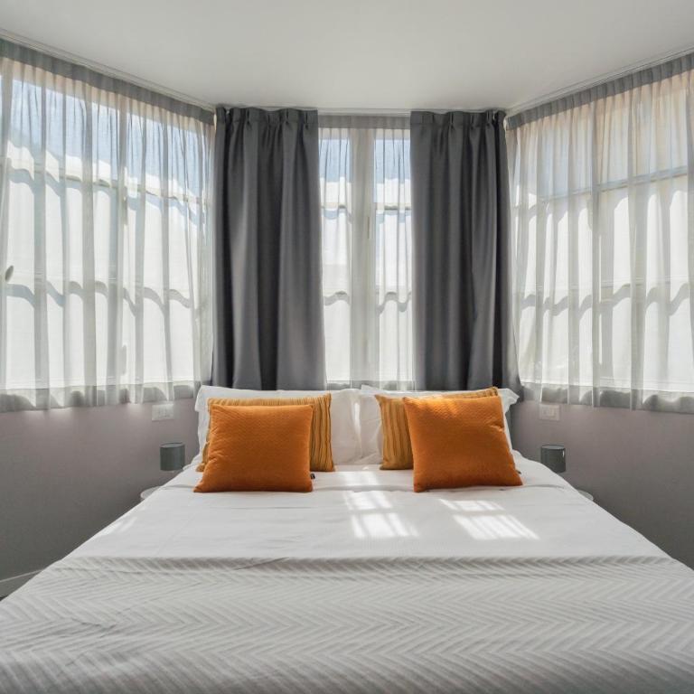 Sant'Agostino Apartments by Rent All Como - One-Bedroom Apartment - 1
