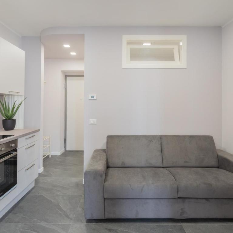Sant'Agostino Apartments by Rent All Como - One-Bedroom Apartment - 24