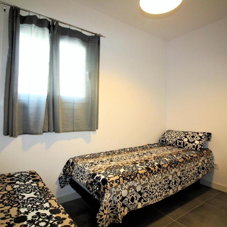Global Immo 4075 PUIG 3-4 - Three-Bedroom Apartment - 17
