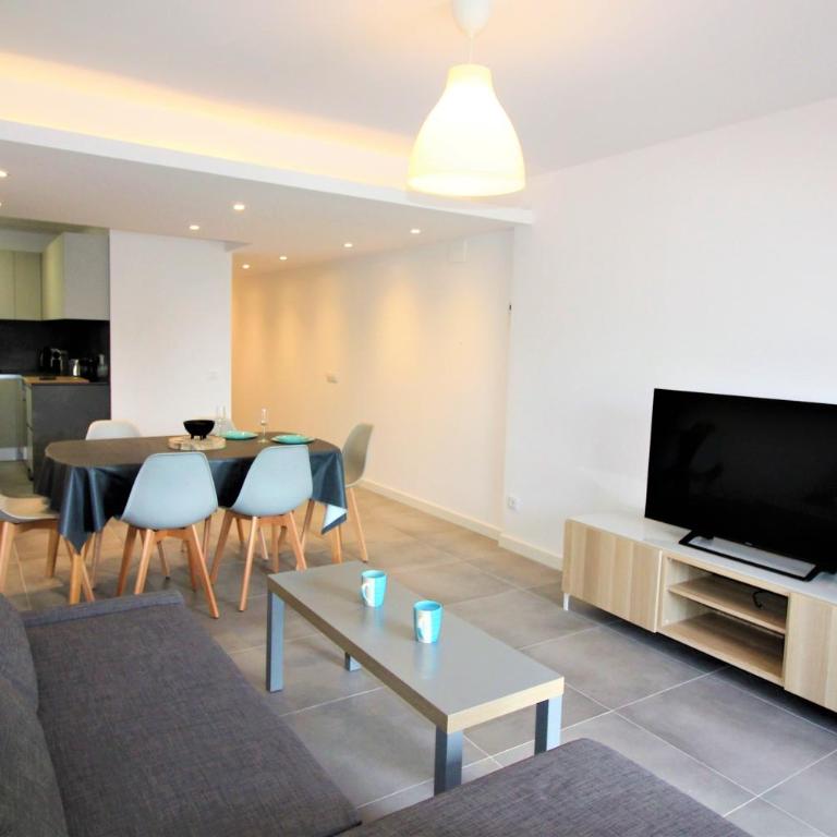 Global Immo 4075 PUIG 3-4 - Three-Bedroom Apartment - 2