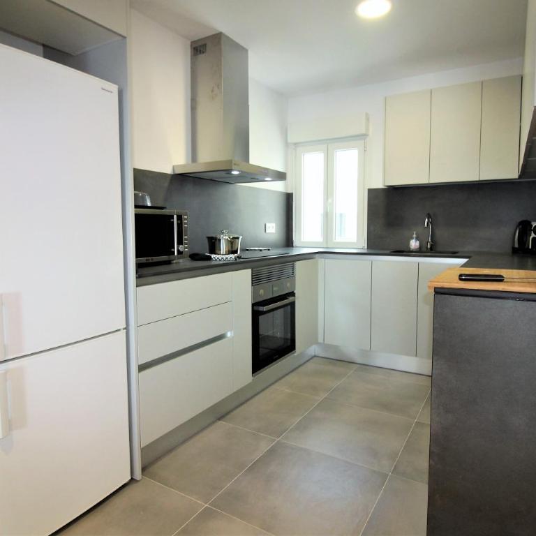 Global Immo 4075 PUIG 3-4 - Three-Bedroom Apartment - 6