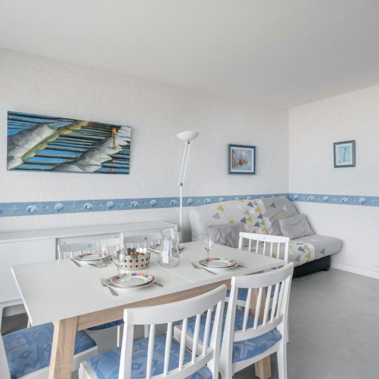 À 50m de la plage, appartement vue mer pour 5 - Appartement - 8