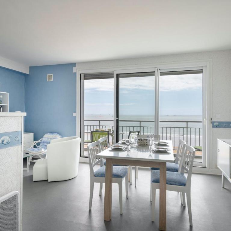 À 50m de la plage, appartement vue mer pour 5 - Appartement - 9