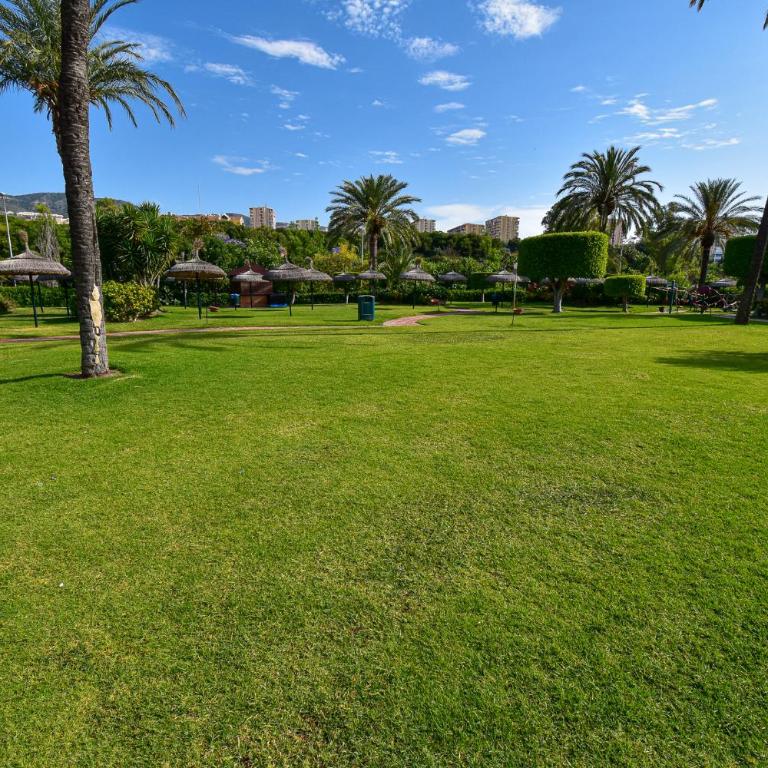 BENAL BEACH Superb Beach front 1 Bedroom Apartment, Sleeps 5 - Apartamento de 1 dormitorio - 25