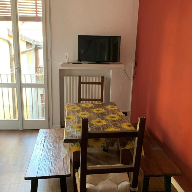 Casina Nel Borgo - Appartamento con 2 Camere da Letto - 59