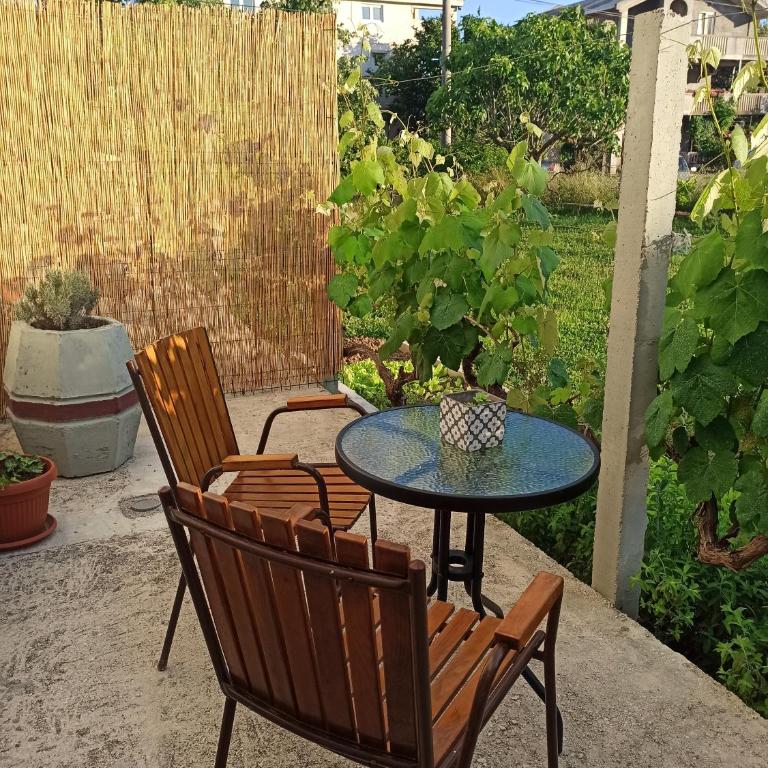 Lastva Holliday Rooms - Twin Room with Terrace - 3