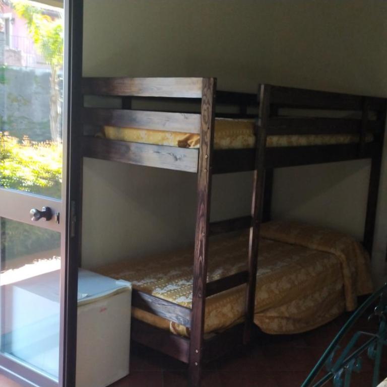 Agriturismo Il Pozzo Antico - Camera Quadrupla con Bagno Privato - 1