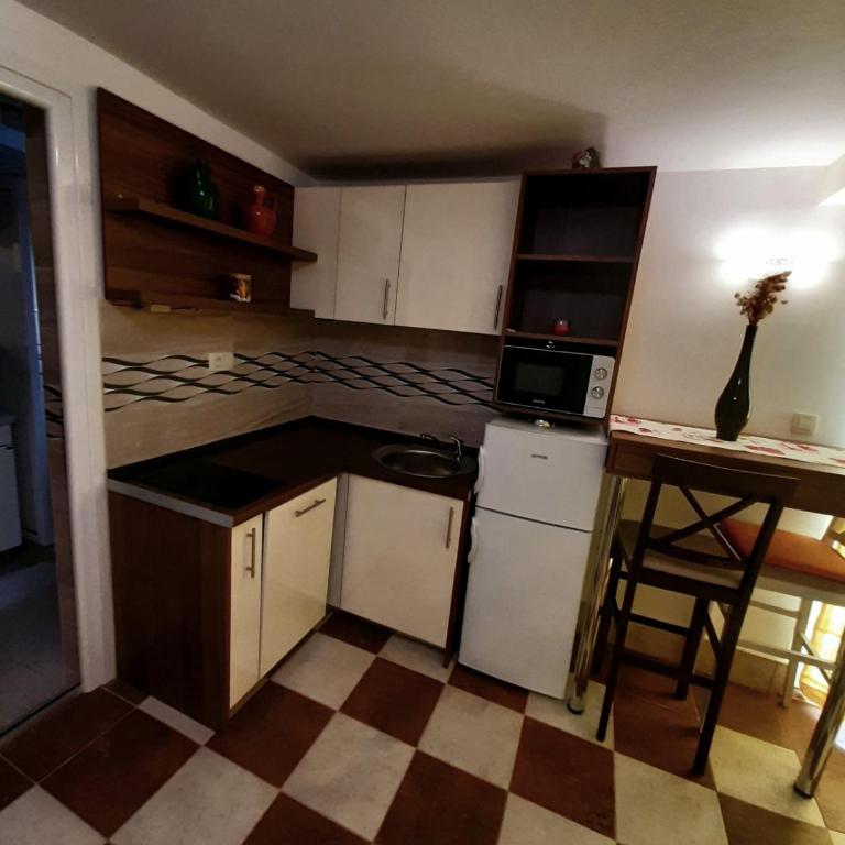 Apartmani Kamena Ruža - Studio s King-sajz Krevetom i Sofom na Izvlačenje - 19
