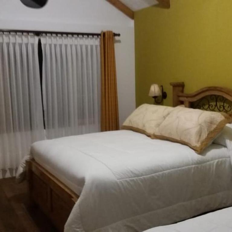 Wiñay Inti Lodge - Habitación Familiar con baño privado - 3