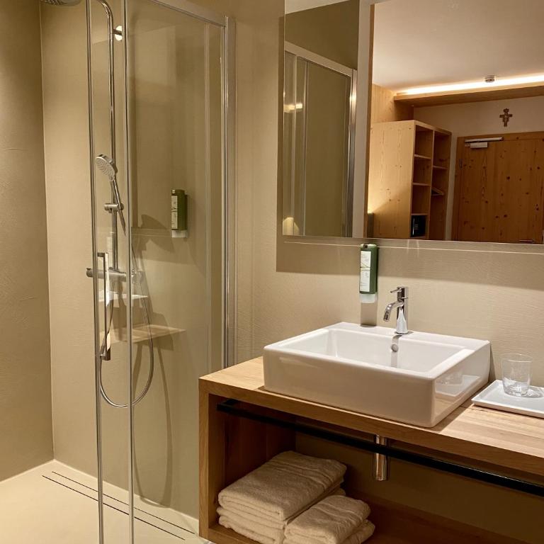 Garnì Lilly - Double Room with Mountain View - 1