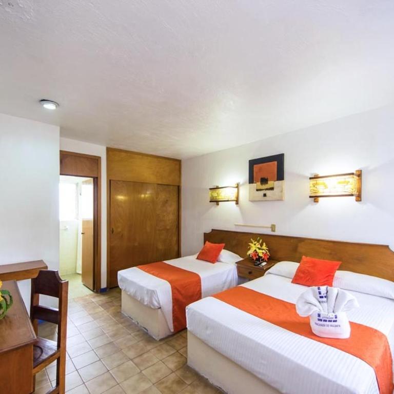 Hotel Hacienda Vallarta - Playa Las Glorias - Habitación Triple Estándar - 4