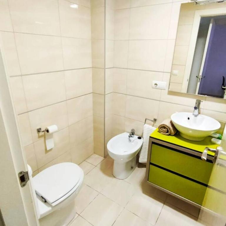 Donoso Cortes Apartment - Alicante - Two-Bedroom Apartment - 24