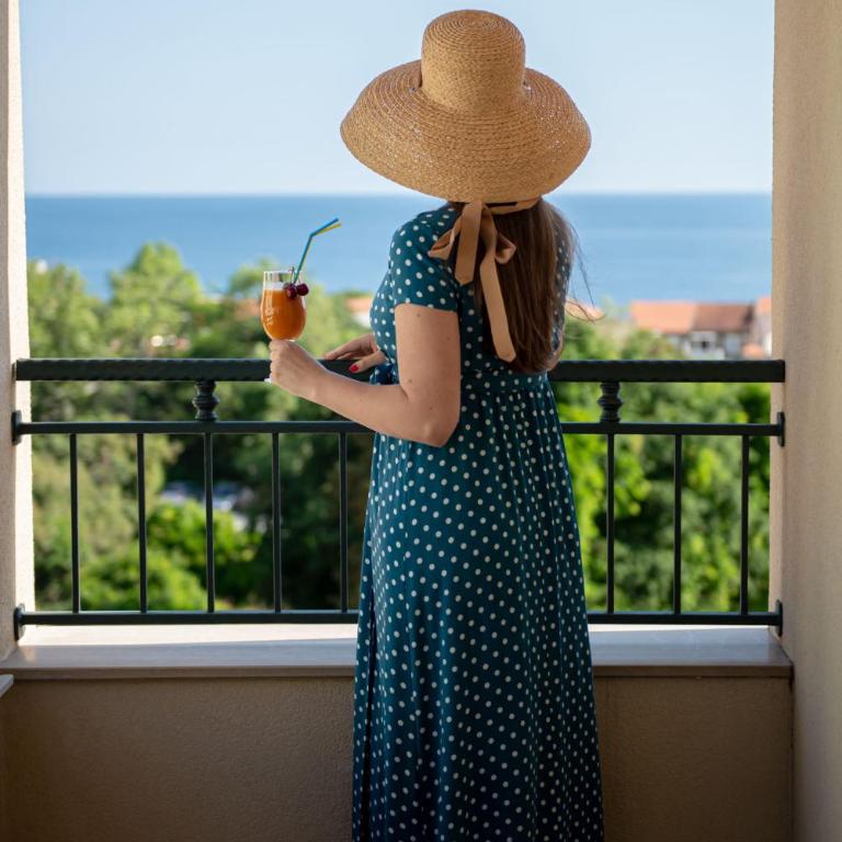 Guest House Medin - Deluxe Suite with Sea View - 1