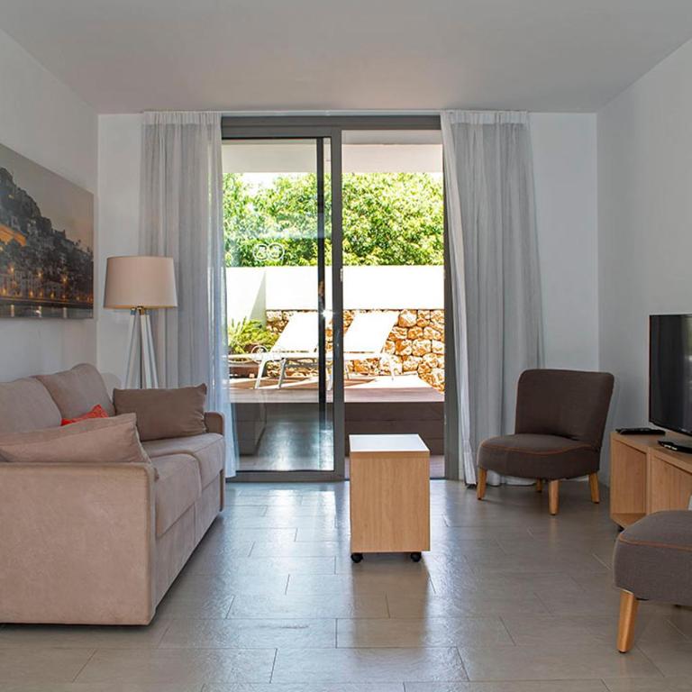 Apartaments B-Llobet Sun & Confort - Apartamento con terraza - 1