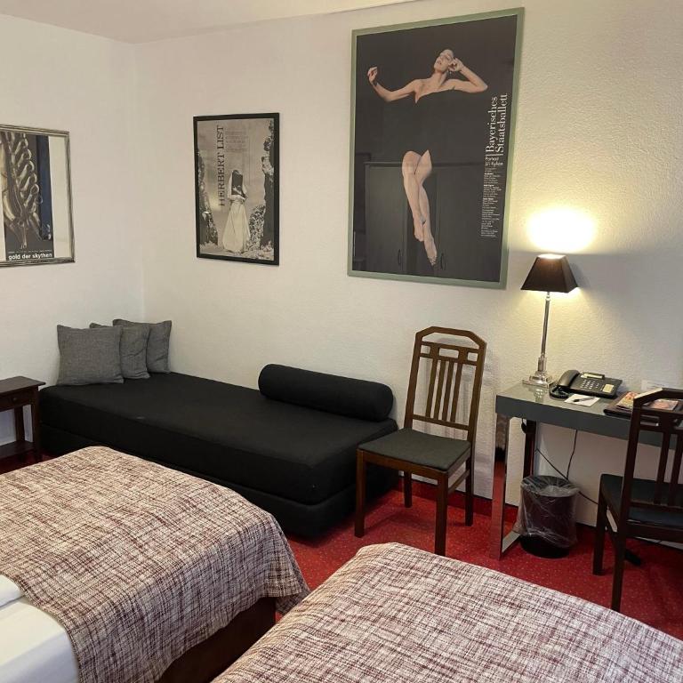 Hotel Nymphenburg City - München - Doppelzimmer - 6