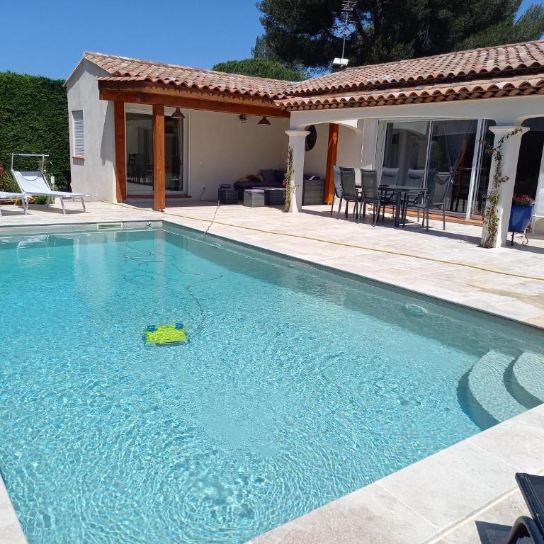 Villa au calme le brusc - Villa de 2 dormitorios - 9