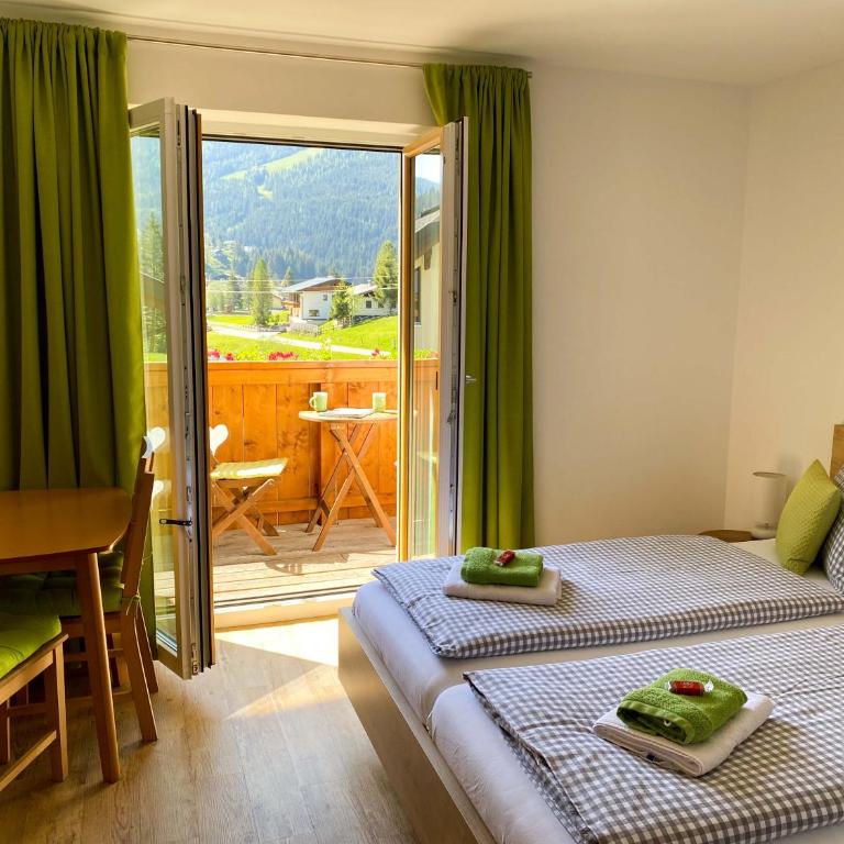 Haus Filzmoos - Standard Double Bedroom without cooking facilities - 6