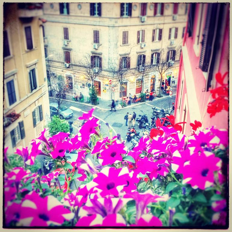 PIGNETO VILLAGE B&B Roma Apartment with Balcony Metro C - Appartamento con Balcone - 57