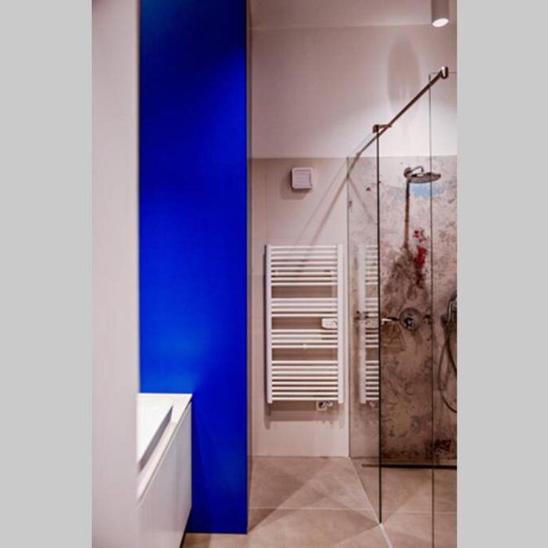 Modern & Comfortable Apartment in the City Center - One-Bedroom Apartment - 41