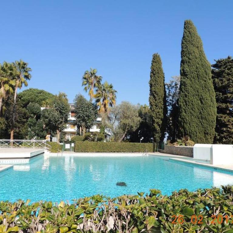 STUDIO STANDING VUE MER 2 PERS. 5 min.CANNES - Appartement 1 Chambre - 11