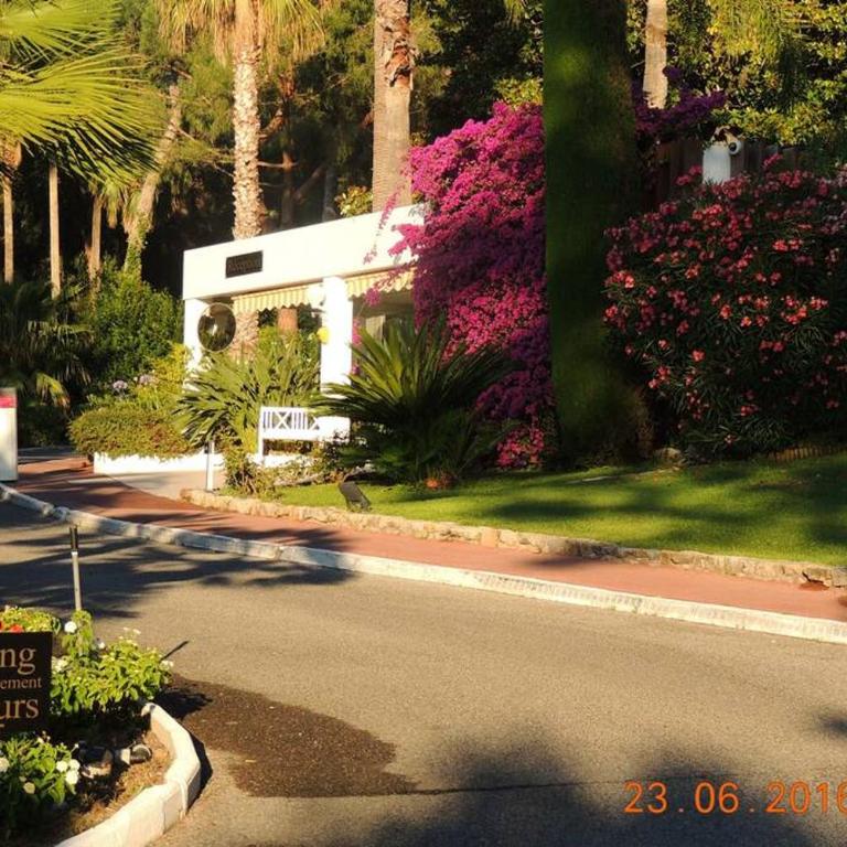 STUDIO STANDING VUE MER 2 PERS. 5 min.CANNES - Appartement 1 Chambre - 45