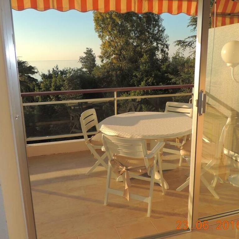 STUDIO STANDING VUE MER 2 PERS. 5 min.CANNES - Appartement 1 Chambre - 49