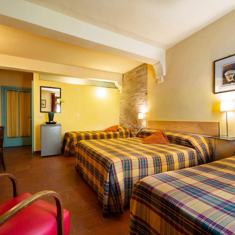 B&B AL DUCALE and APARTMENTS - Camera Familiare con Bagno Privato - 3