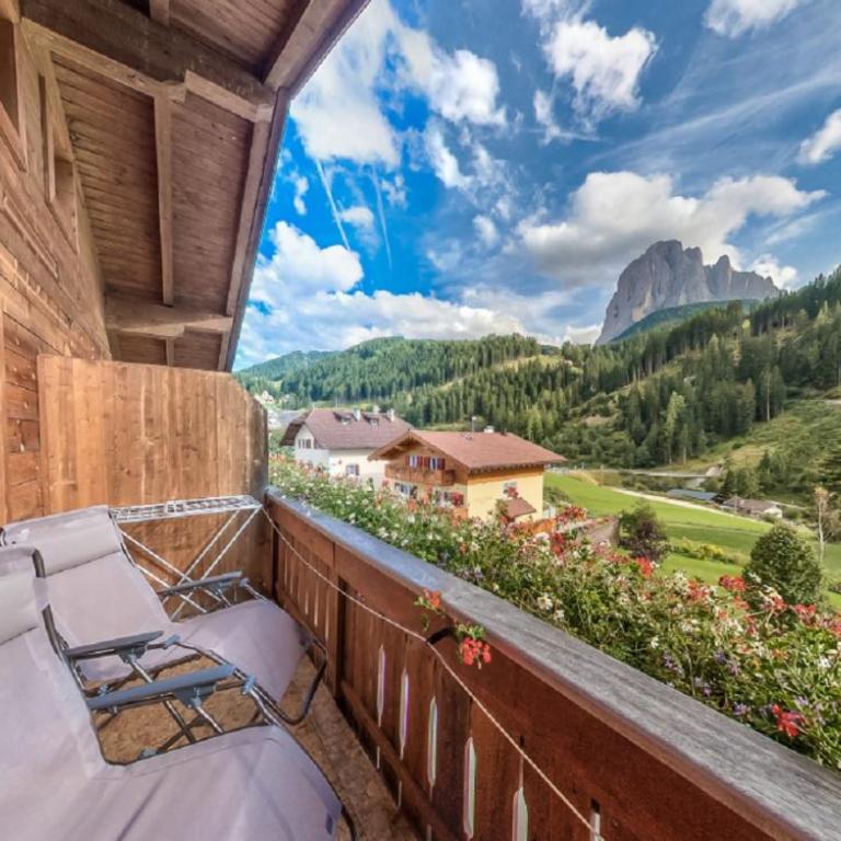 La Tambra - Residence - Central with Restaurant - Suite Familiare con Balcone - 1