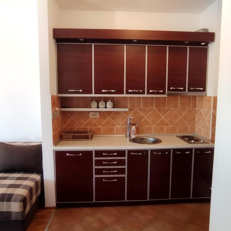 Rakocevic Apartments - One-Bedroom Apartment - 9