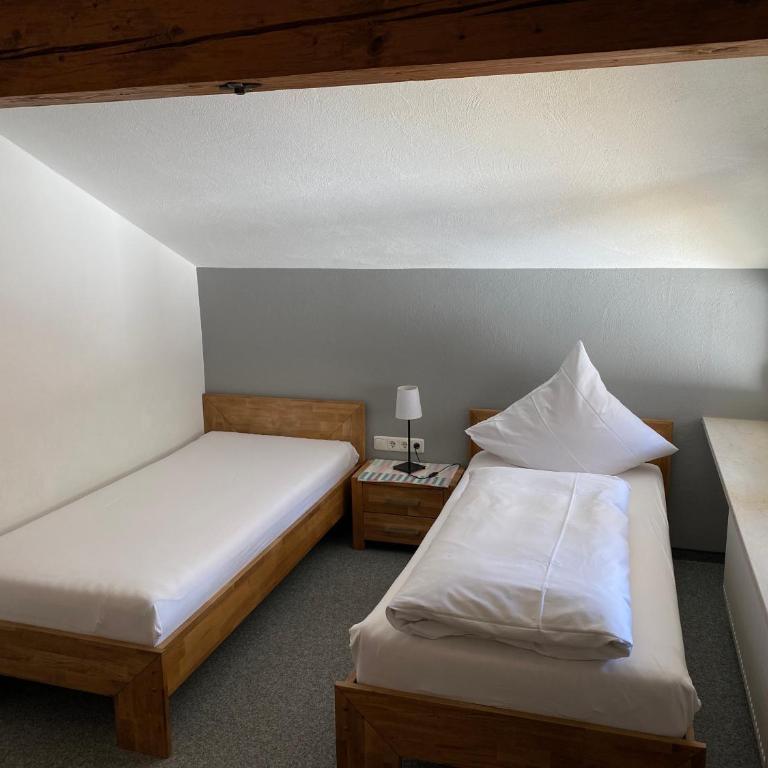 Grüner Hut - DEIN BERGHOTEL - Familienzimmer mit Balkon - 2