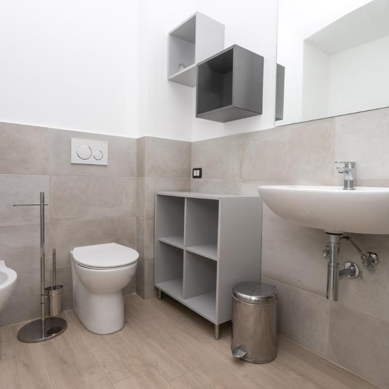 N039 - Numana, villa con giardino a due passi dal mare - Appartamentino su 2 Livelli - 34