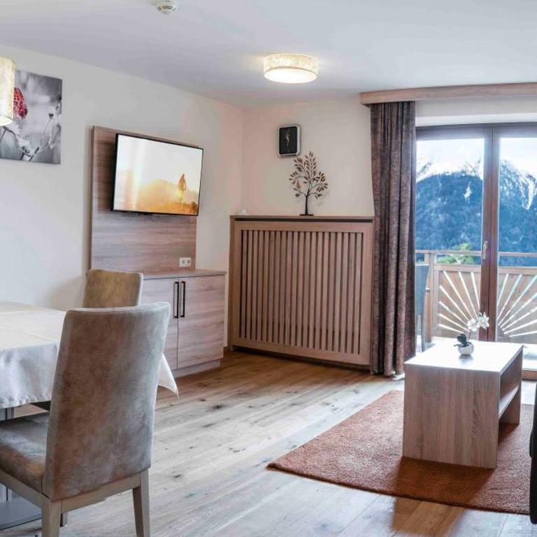 Hotel Montana - Appartement 1 Chambre - 17