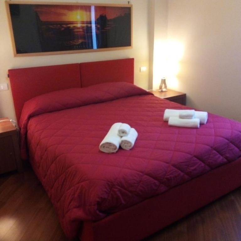 Mazzini House - Three-Bedroom Apartment - 7