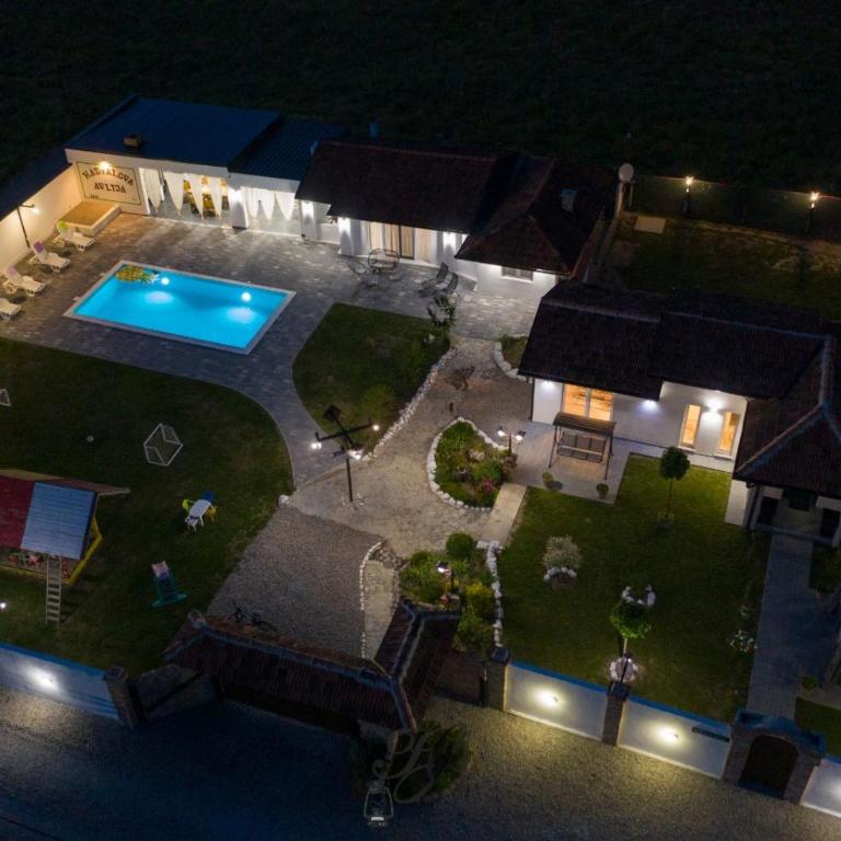 Family estate Hadžalova avlija - Six-Bedroom House - 39