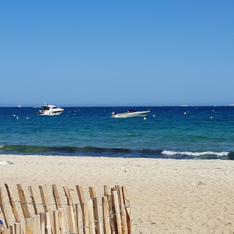 Centre de Saint-Tropez - Appartement cosy - 70m du port - Apartment mit 2 Schlafzimmern - 46