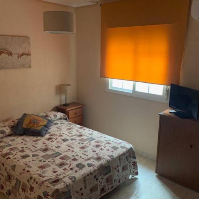 Apartamento 3 dormitorios en la playa de Almeria. - Three-Bedroom Apartment - 8
