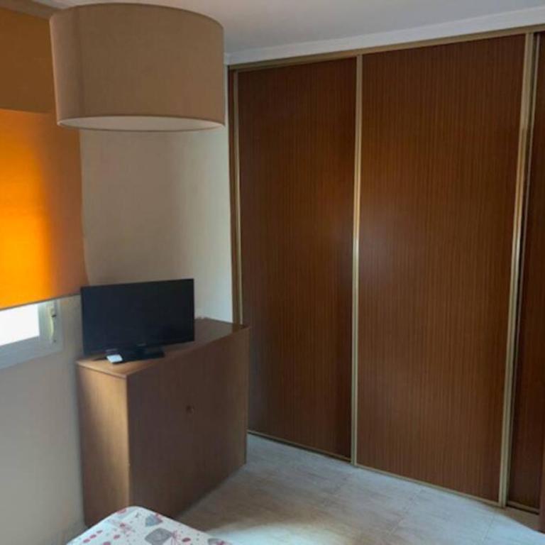 Apartamento 3 dormitorios en la playa de Almeria. - Three-Bedroom Apartment - 10